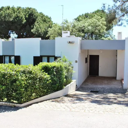 Hébergement de vacances Maria Luisa - Balaia 10 *